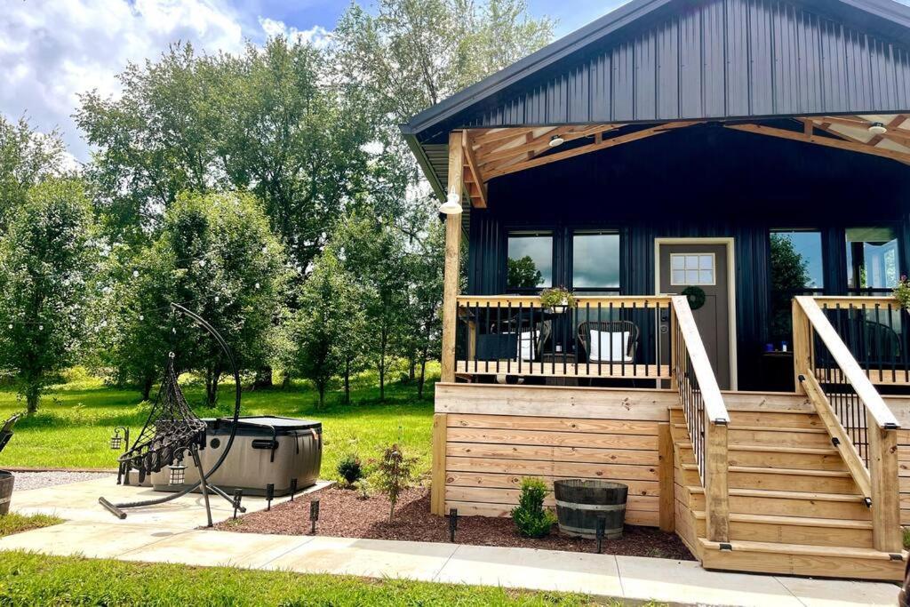 #4 Kentucky Bourbon Trail Bourbon Barrel Cottages Lawrenceburg Exterior foto